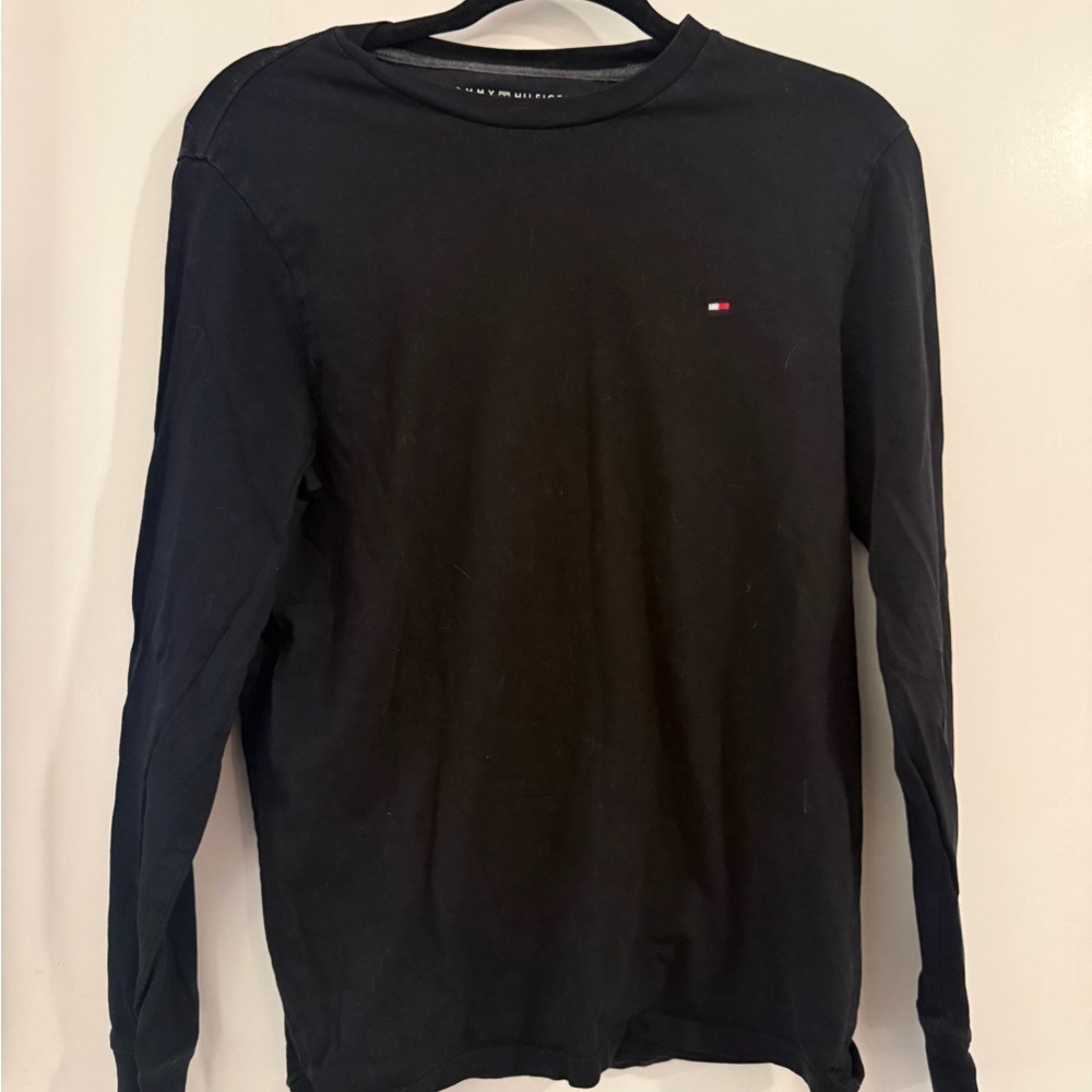 Tommy Hilfiger Men's Classic Black Long Sleeve Tee